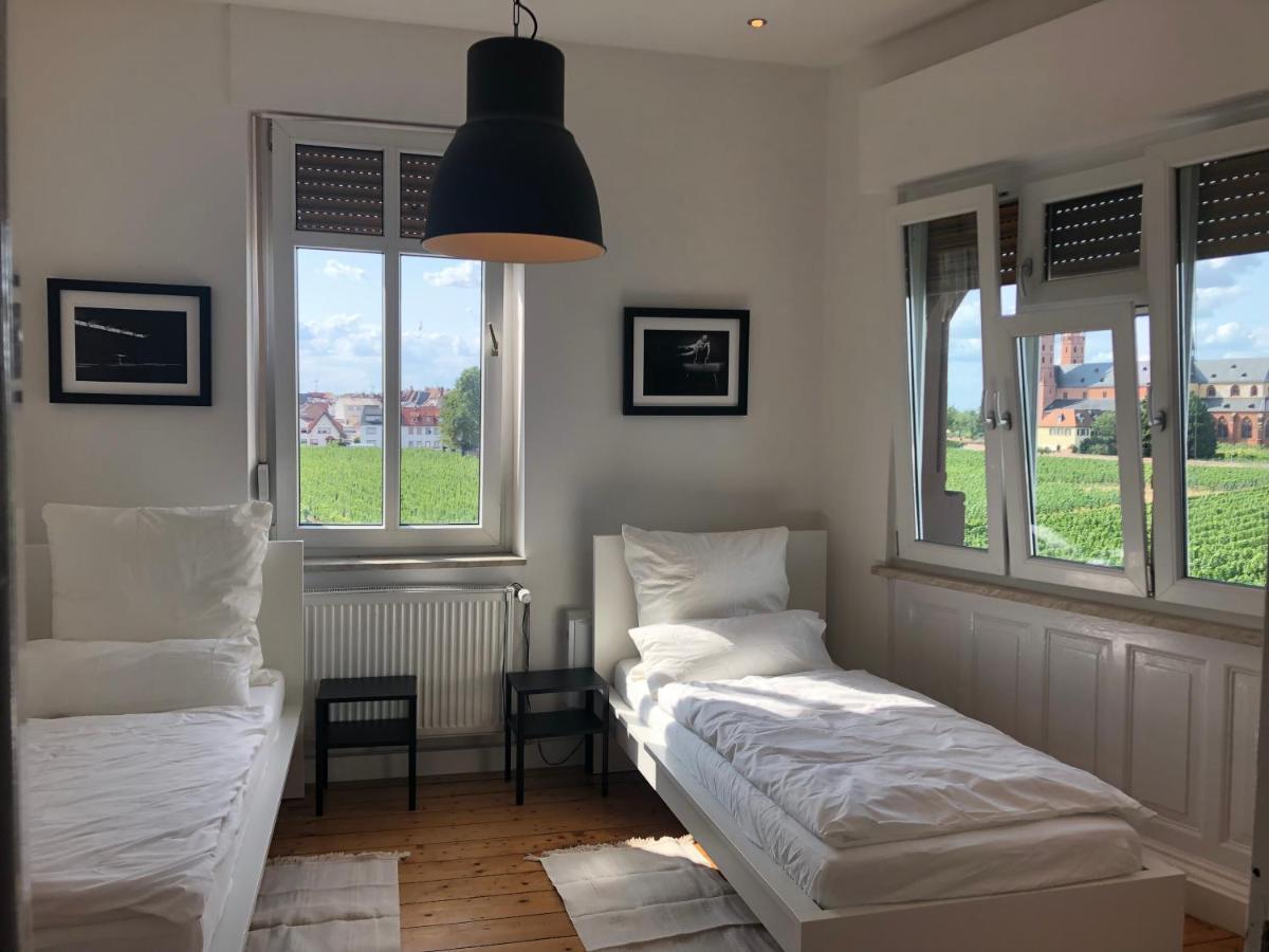 Luxe Apartment Am Rhein วอร์มส์ ภายนอก รูปภาพ